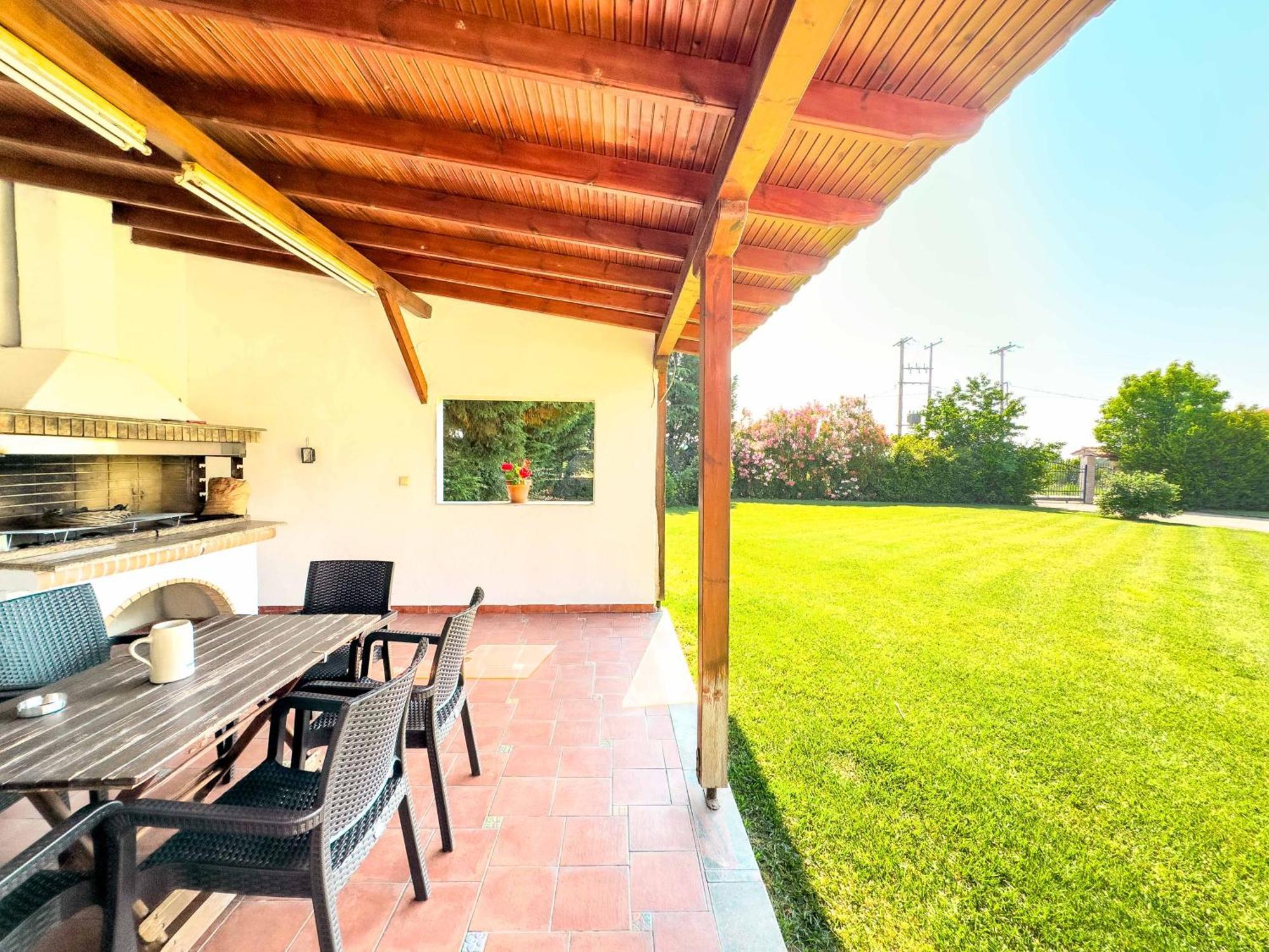 Villa Bougainvillea Epanomi Exterior foto